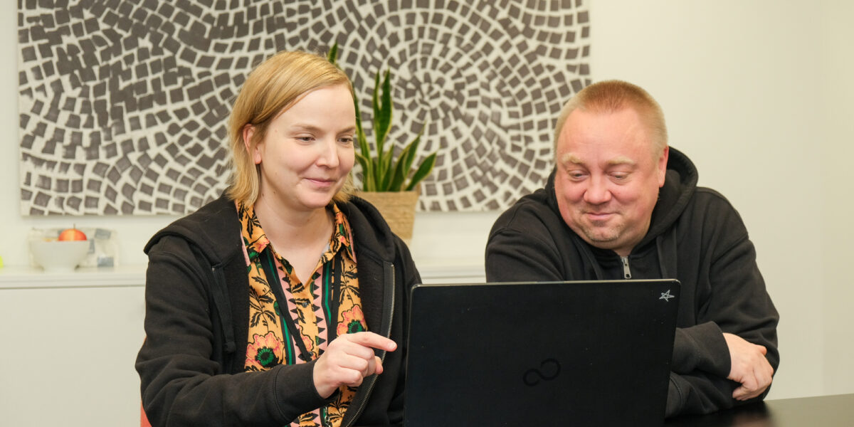 Receptumin asiakastuen kouluttaja Aija Toivanen ja kehitysjohtaja Mika Weckström.