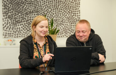 Receptumin asiakastuen kouluttaja Aija Toivanen ja kehitysjohtaja Mika Weckström.