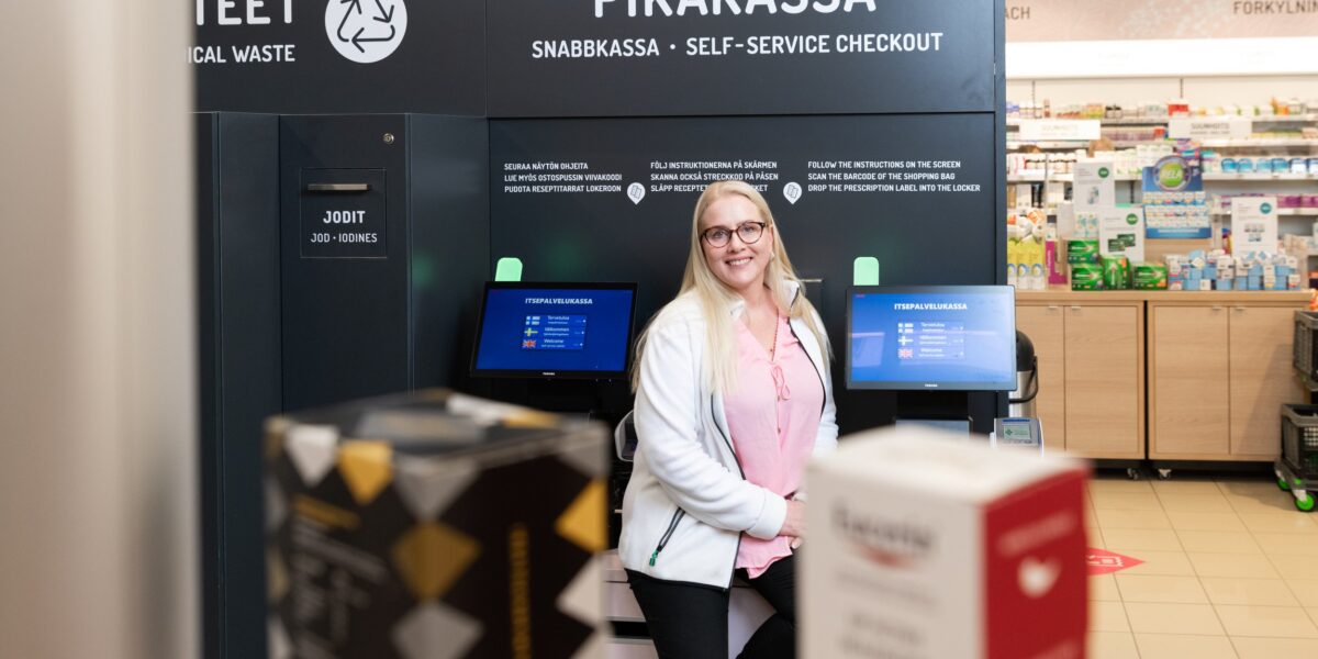 Kaaren apteekin apteekkari Anna Schoultz