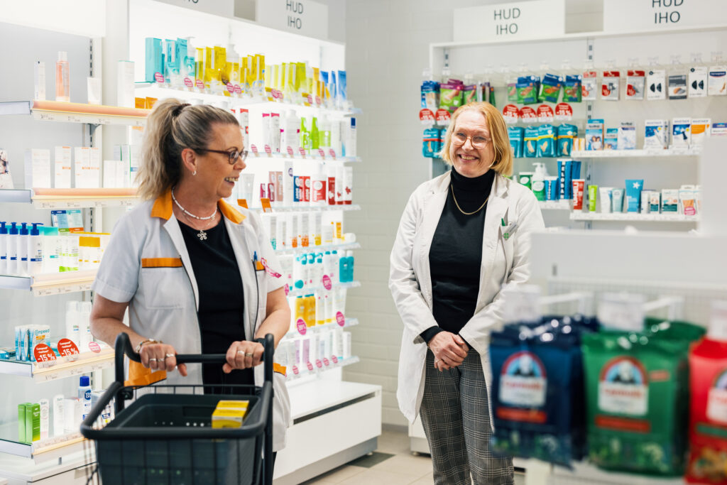 Vöyrin apteekin apteekkari Annika Vöyrin apteekin apteekkari Annika Nordström Björk