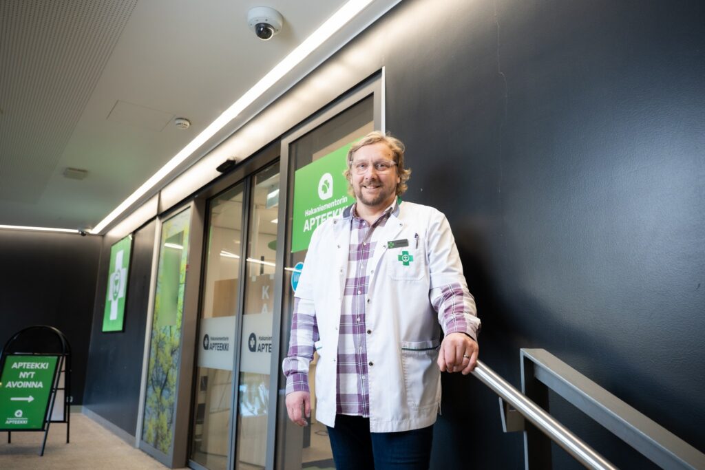 Hakaniementorin apteekin apteekkari Sakari Aropuu