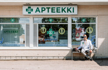 Apteekkari Vesa Hämäläinen odottaa kiireistä kesää.